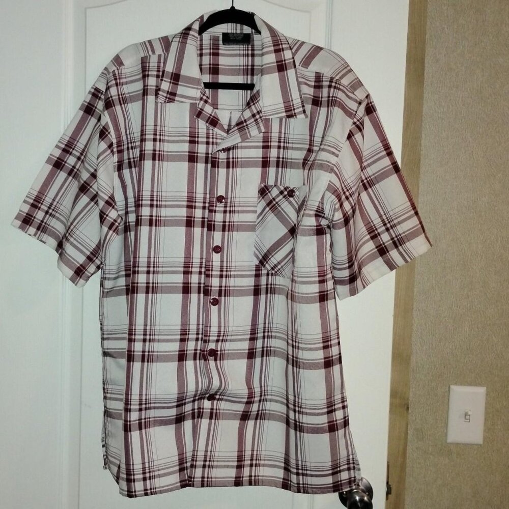 Numen men's button up shirt, short sleeve Sz. 2XL